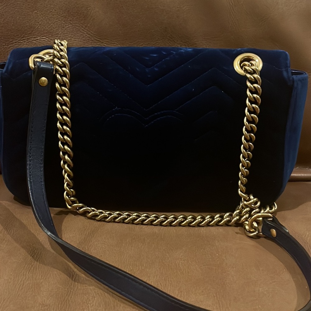 GUCCI | Velvet Matelasse Medium GG Marmont Shoulder Bag Cobalt Blue - Picture 8 of 16